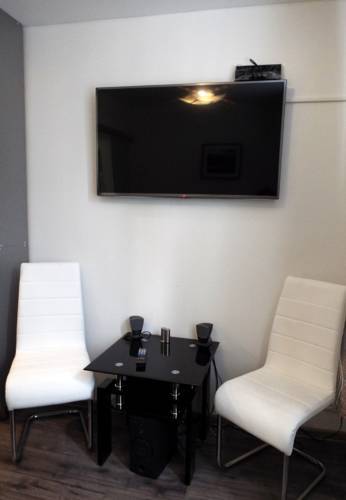 24 Hour-Self Check-In Apartment Namestie Svaeteho Egidia بوبراد الغرفة الصورة